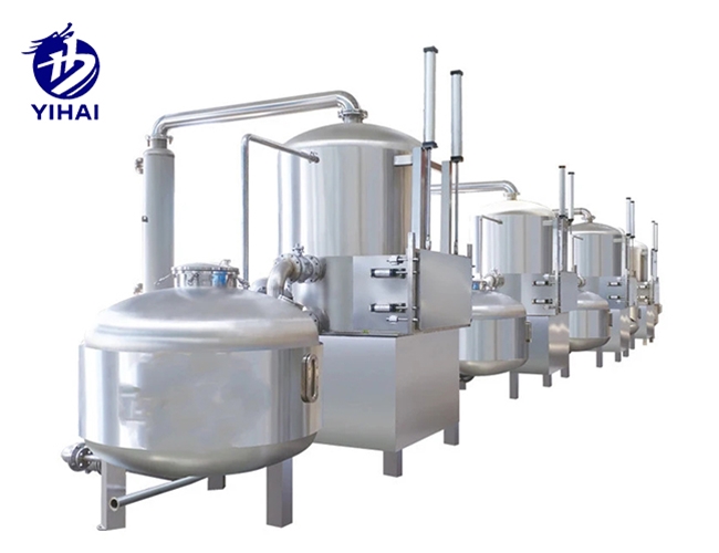 Low temperature vacuum fryer